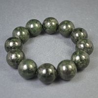 Браслет из змеевика 18 см / бусина 20 мм