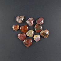 Галтованный камень "Яшма Сердце"