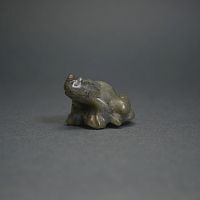 Фигурка Лягушка 35 мм из лабрадорита