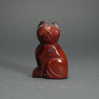 Фигурка Кошки 35 мм из яшмы красной 