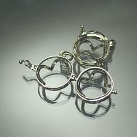 Подвеска-ловушка "Клевер"