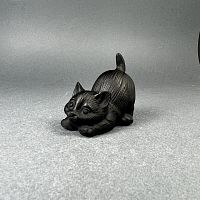 Фигурка Кот игривый Обсидиан