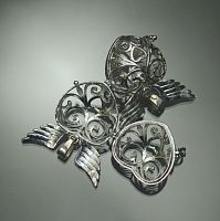 Подвеска-ловушка "Сердце с крыльями"