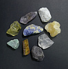 Необработанные камни и минералы