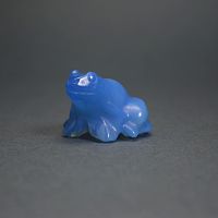 Фигурка Лягушка 35 мм из синего лунного камня (имитация)