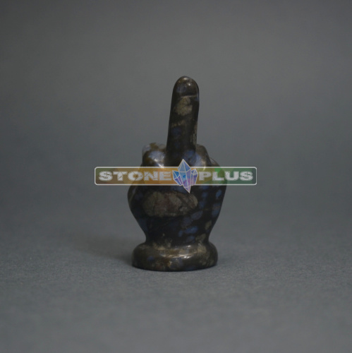 Фигурка Средний палец 50 мм из йооперлита