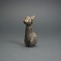 Сувенир "Лама" из яшмы пейзажной