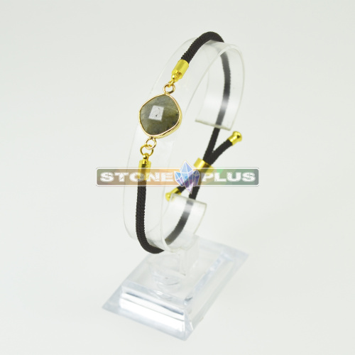 Браслет Квадрат на шнурке с камнем Лабрадор