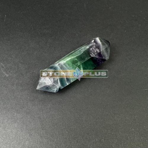 Кристалл флюорит двусторонний 70-79 гр.