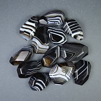 Галтовка "Агат черный граненый" / 1 упаковка - 100 гр