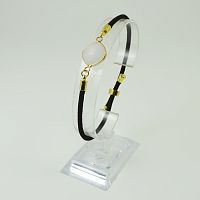 Браслет Квадрат на шнурке с камнем Кварц Белый