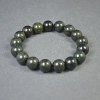 Браслет из змеевика 18 см / бусина 12 мм