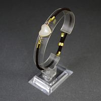 Браслет Сердце на шнурке с камнем Кварц белый