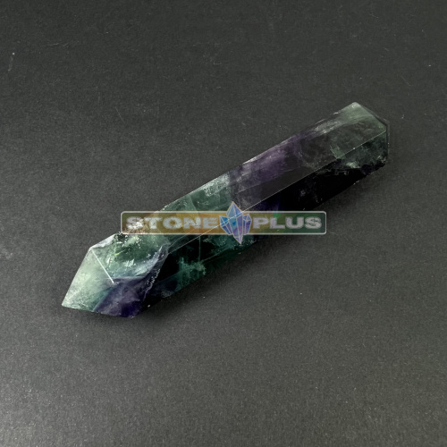 Кристалл флюорит двусторонний 100-109 гр.