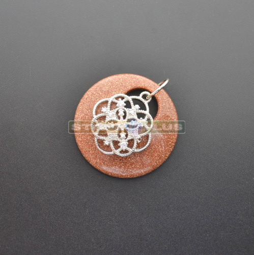 Кулон круг с металлическим орнаментом - авантюрин коричневый(имитация)