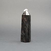Кристалл нуумит 60-69 гр