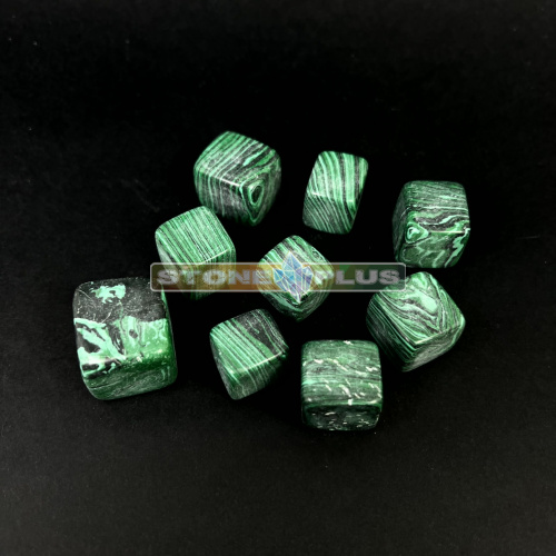 Галтовка "Малахит" (кубы) (имитация) / 1 упаковка - 100 гр