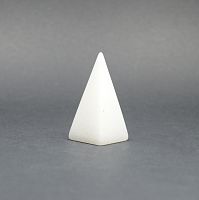 Пирамида конус из кварца белого