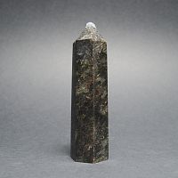 Кристалл нуумит 150-159 гр