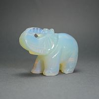 Фигурка Слона 75 мм из лунного камня (имитация)