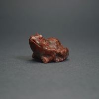 Фигурка Лягушка 30 мм из красной яшмы