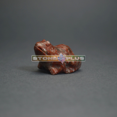 Фигурка Лягушка 30 мм из красной яшмы